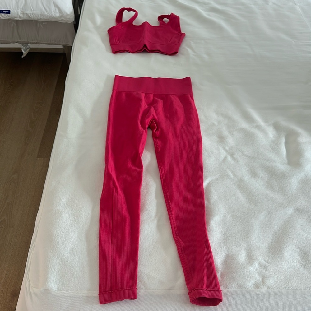 Amazon workout set worn 1/2 times